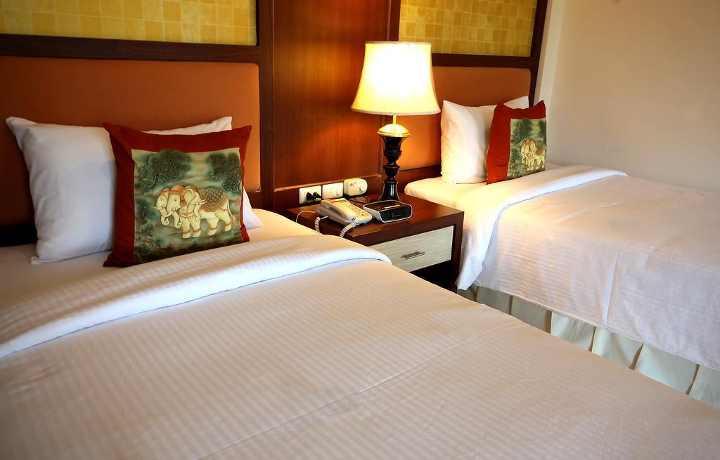 Thai Thani Pool Villa Resort Джомтиен Бийч Стая снимка