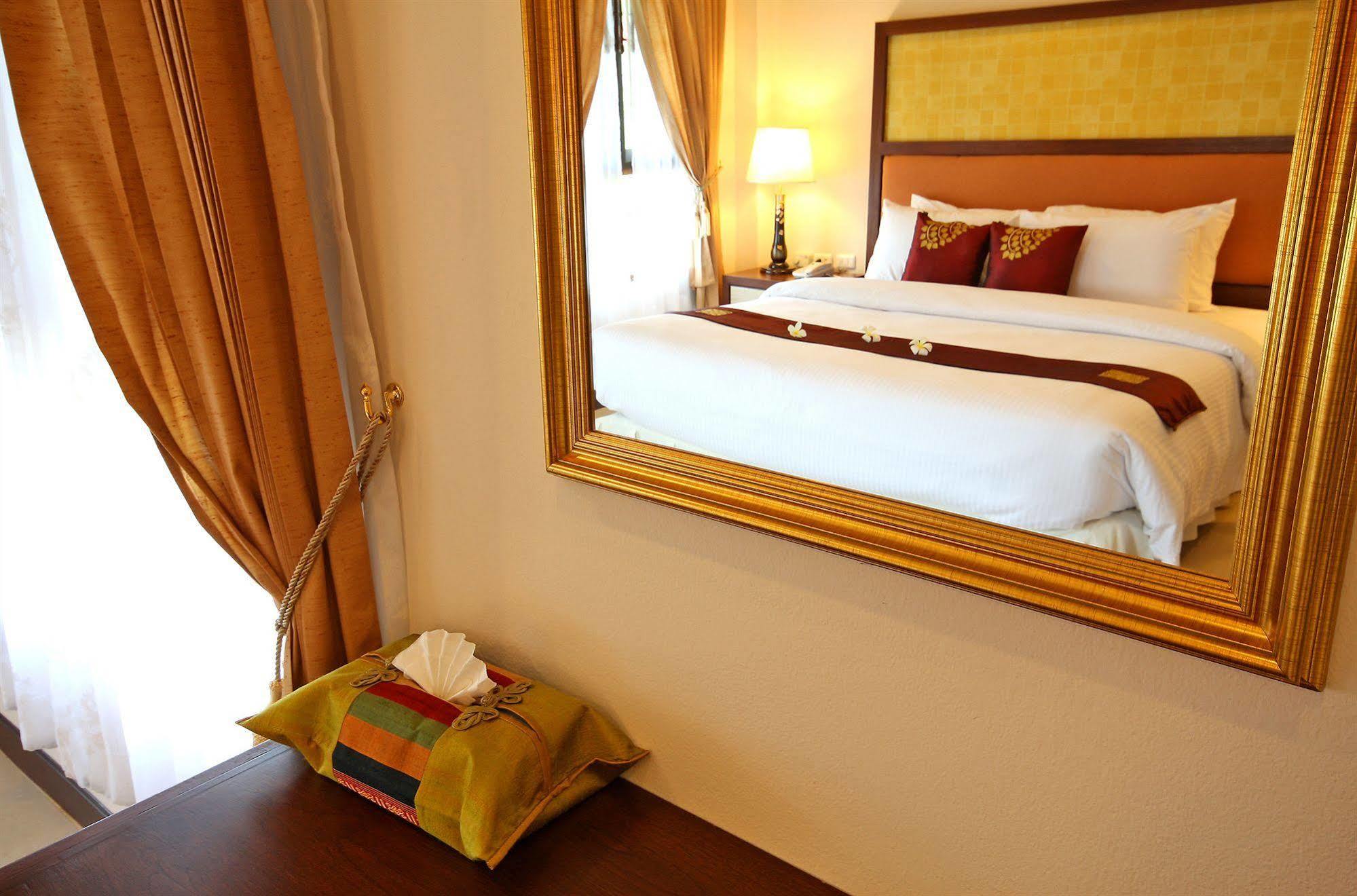 Thai Thani Pool Villa Resort Джомтиен Бийч Екстериор снимка