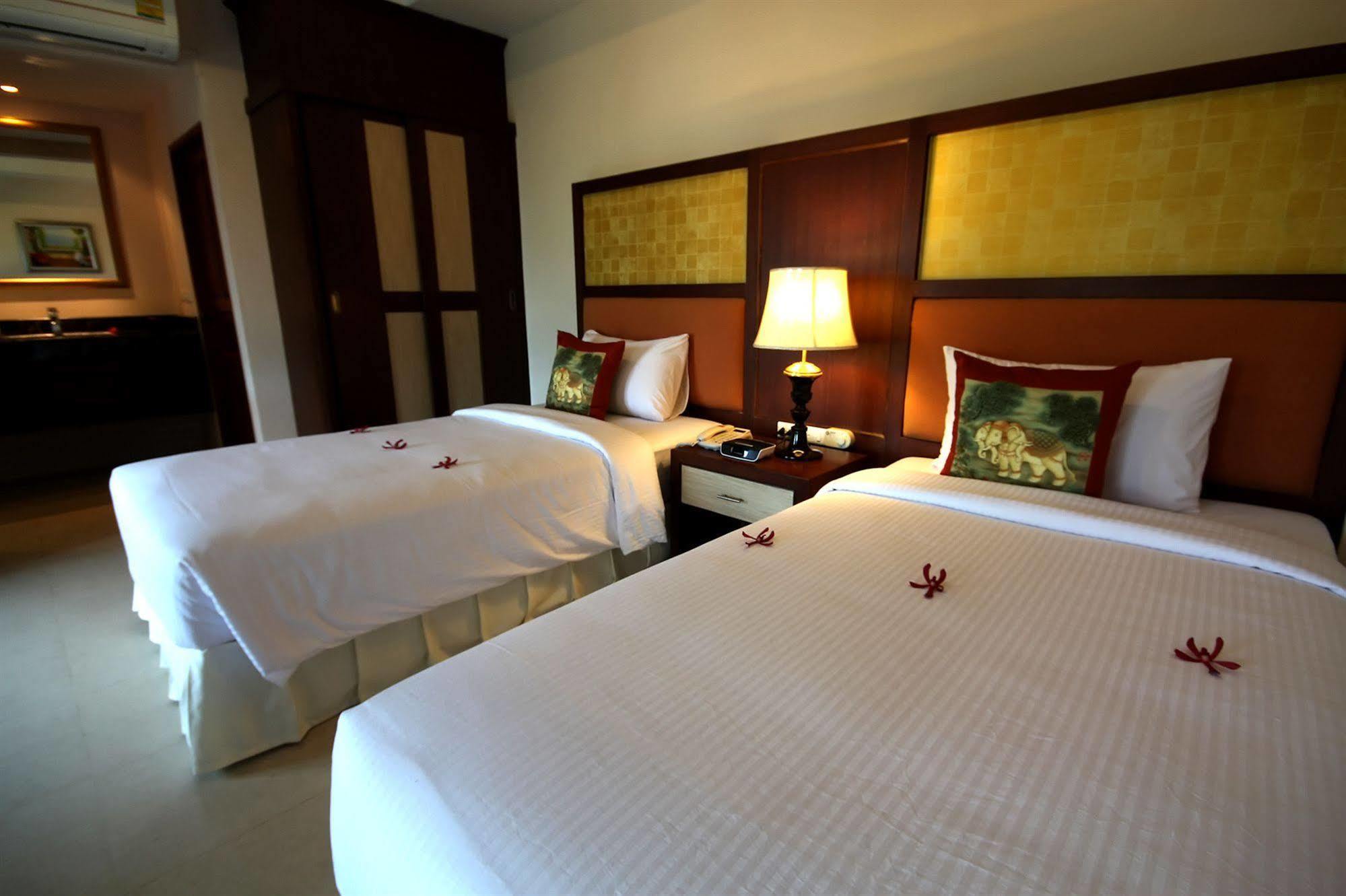 Thai Thani Pool Villa Resort Джомтиен Бийч Екстериор снимка